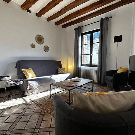 Charming Apartment Close To The Center Of Blere Екстериор снимка