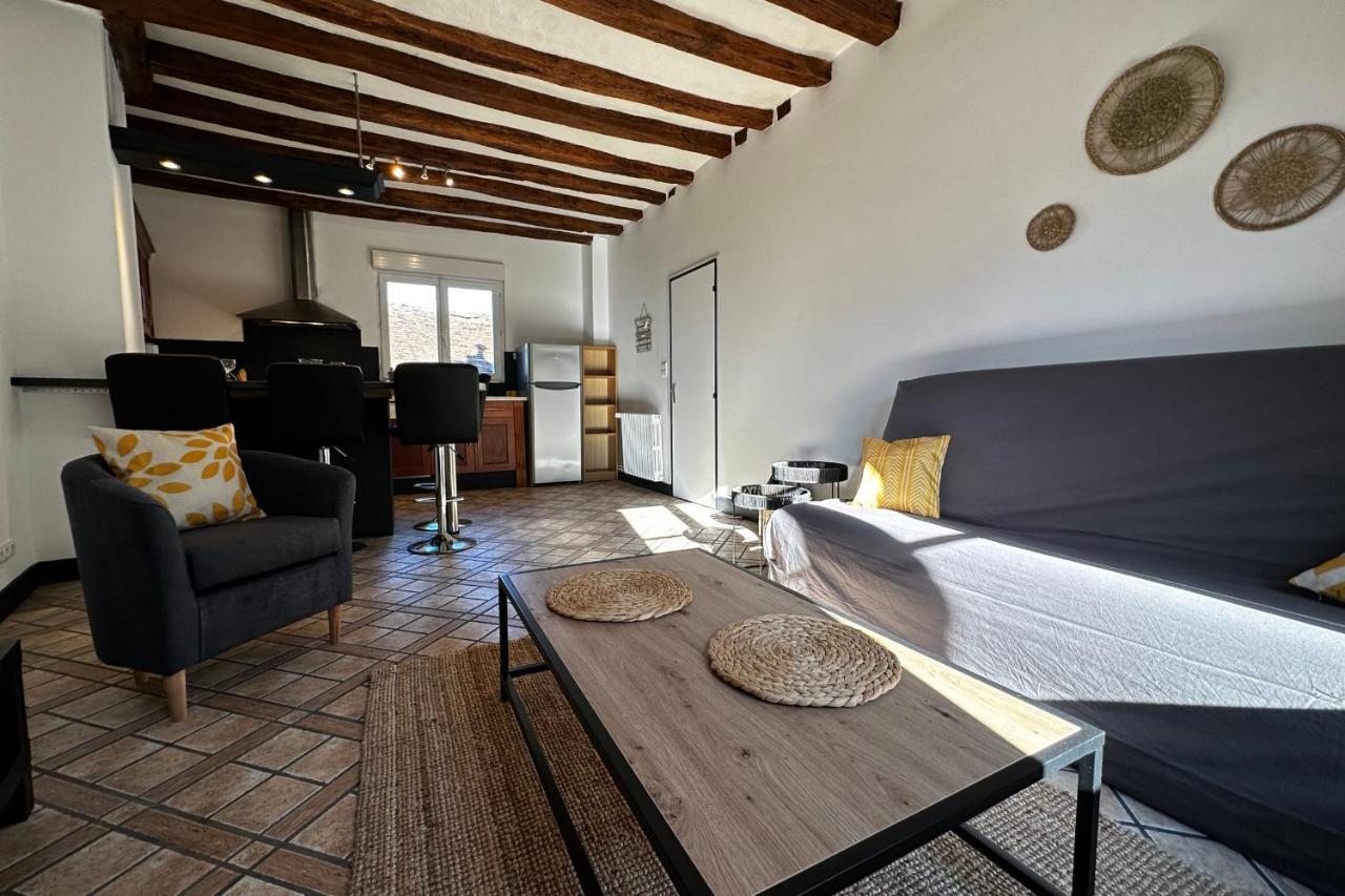 Charming Apartment Close To The Center Of Blere Екстериор снимка