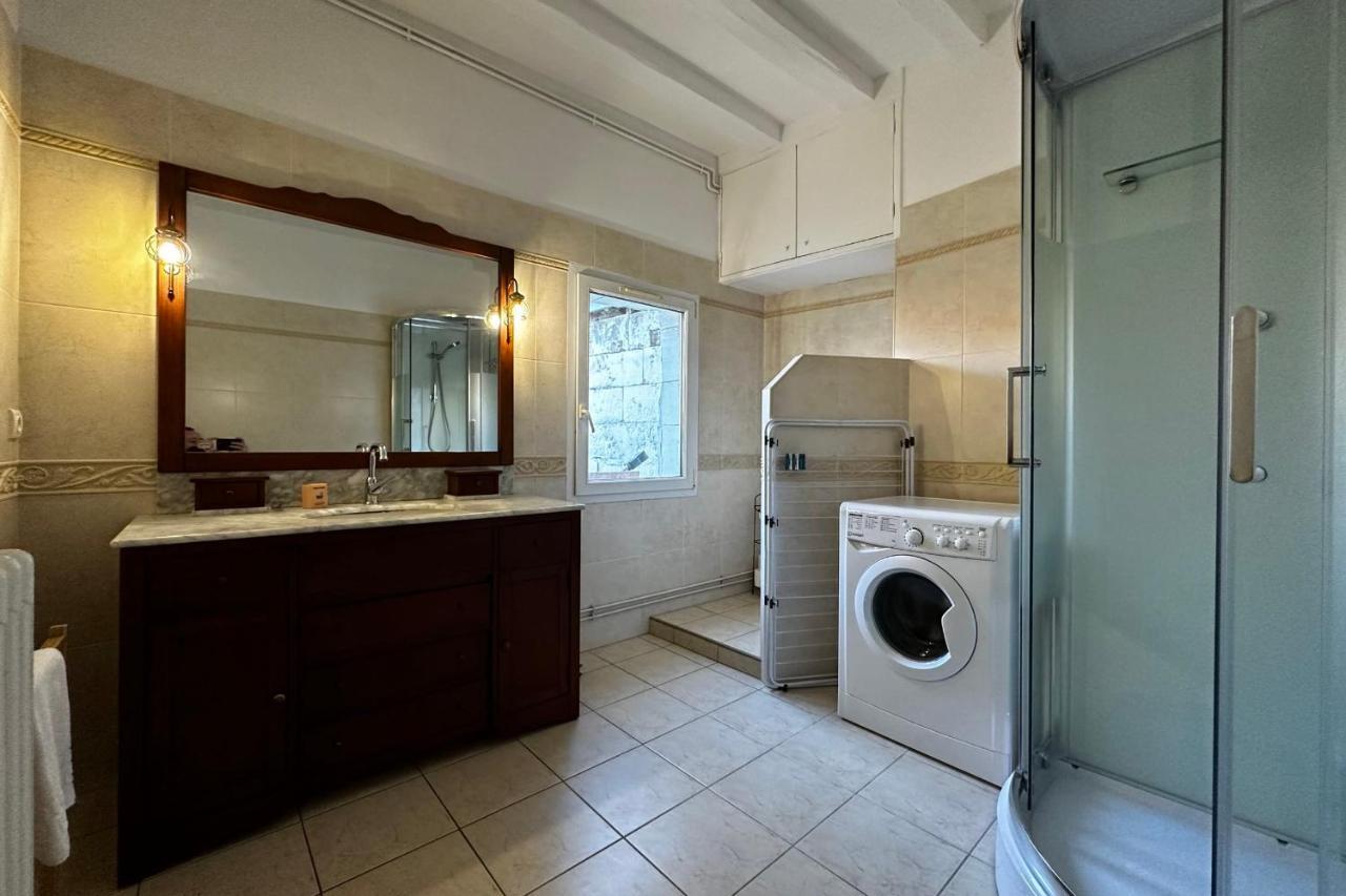 Charming Apartment Close To The Center Of Blere Екстериор снимка